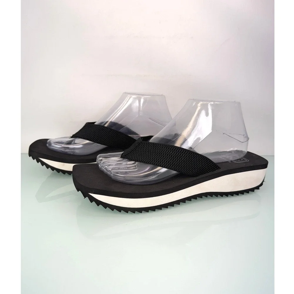 Y2K Black Chunky Platform Thong Flip Flops Thick Strap Sporty Summer Sz 10 Retro